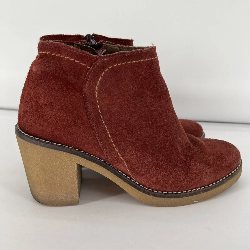 Yokono Ankle‎ Booties Size 37 US 6.5-7 Red Leather Boots Side Zip Made In Spain